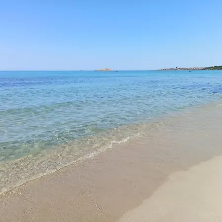 בית נופש Seaview 26 איזולה רוסה